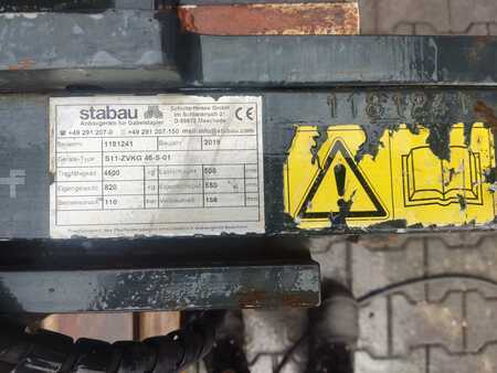 Fork adjustment equipment with sideshift 2019  Stabau S11-ZVKG 45 S-01 (2)