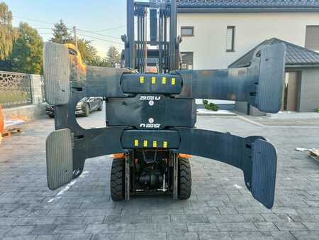 Papirtekercs fogó 180 fokkal forgatható , kettéosztott kar 2013  Bolzoni AR-40RJ-16 (3)