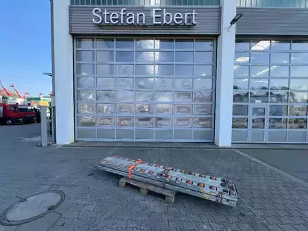 *** Ellers *** 2016  Stabau Rollenschienen Gabelschuhe mit Rollen / 8 to 2016 (1)