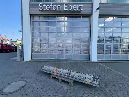 *** muut välineet *** 2016  Stabau Rollenschienen Gabelschuhe mit Rollen / 4 to 2016 (1)