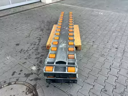 *** Ellers *** 2014  Stabau Rollenschienen / Gabelschuhe mit Rollen 8 to 2014 (4)