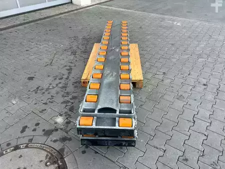 *** muut välineet *** 2014  Stabau Rollenschienen / Gabelschuhe mit Rollen 4 to 2014 (4)