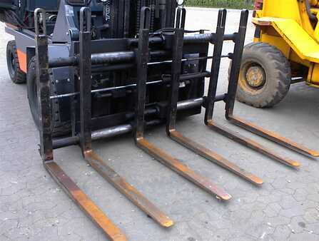 Čelisti na balíky 1998 E-L-M HGF 3016 (2)