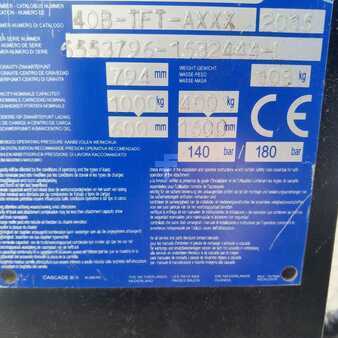 Čelisti na balíky 2015 Cascade INTEGRAL FORK POS. (3)