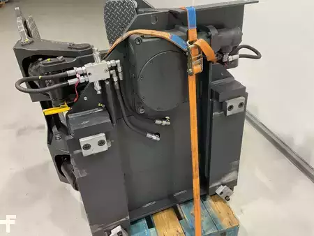 Pinces à balles 2022  kaup 4T458-2 (6)