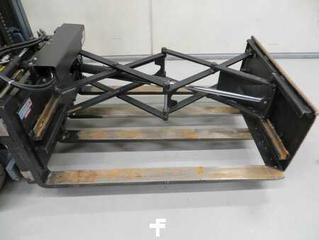 Čelisti na balíky 2002 E-L-M HPH4 12 0 (3)