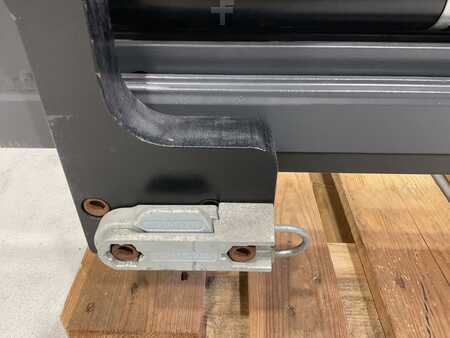 Čelisti na balíky 2013 Meyer GAFFELKLÆMME (4)