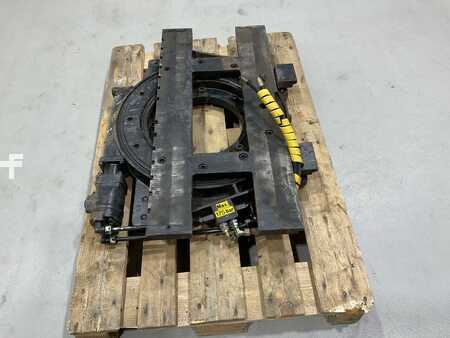 Čelisti na balíky 1999 E-L-M RE 2236 0 (2)