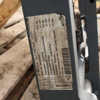 Pozicionéry vidlic 2019  Meyer 6-2506G (7)