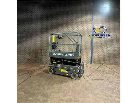 *** Ostatní *** 2019  ROYAL FORKLIFT ZS0607W (2)