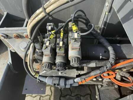 ***outros ***  2004  [div] 817-8729 (3)