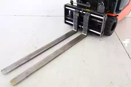 Posizionatore forche con traslatore integrato 2019  Stabau S11-ZV 20-S-BR01 (1)