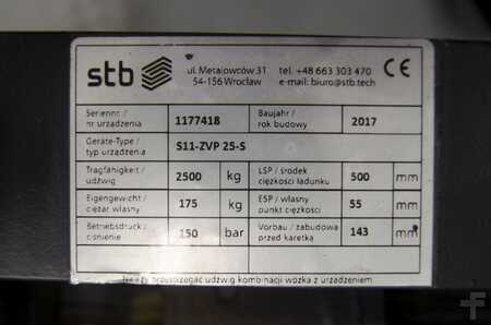 Fork adjustment equipment with sideshift  Stabau S11-ZVP25-S (5)