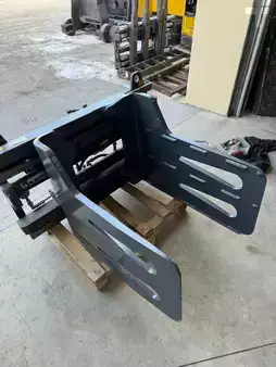 Bale tongs with side shift 2017  Kaup 2T413 (3)