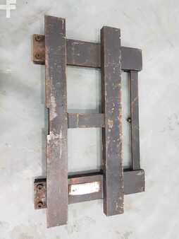 *** Otros *** 2000  [div] CARRIAGE ADAPTER PLATE (4)