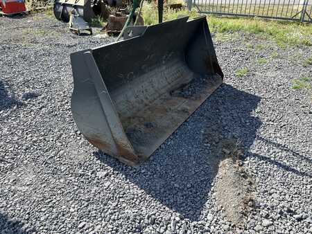 Accesorios 2021  [div] Sennebogen Schaufel 340 (6)