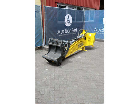 *** Pozostałe *** 2022  Neuson  (9)