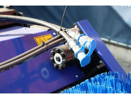 MERI Sweeping Attachment