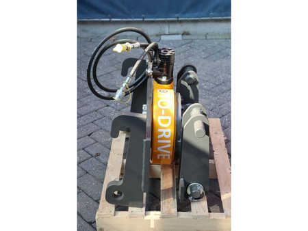 *** Pozostałe *** 2025  Giant  (7)