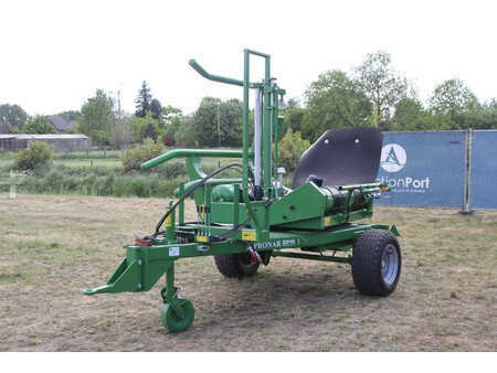 Chwytak do bel 2023  Pronar Z245 (6)
