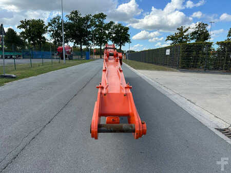 *** Overige *** 2025  Hitachi ZX200 (2)