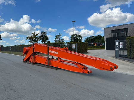 *** Overige *** 2025  Hitachi ZX200 (3)