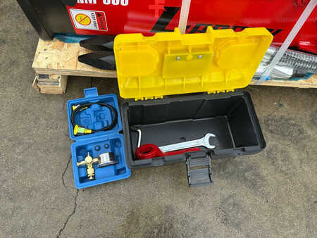 *** Overige *** 2025  Lancia HM500 (2)