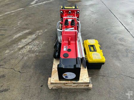 *** Overige *** 2025  Lancia HM500 (4)