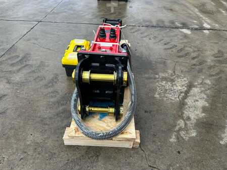 *** Overige *** 2025  Lancia HM500 (6)