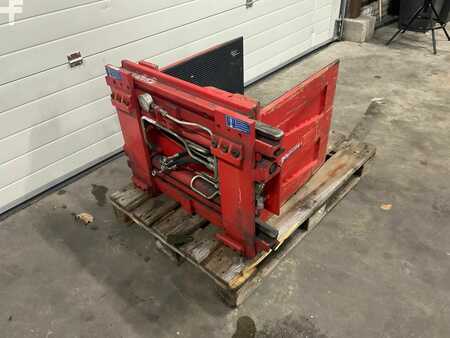 Bale clamp 2023  Bolzoni Auramo FEM 2A (2)