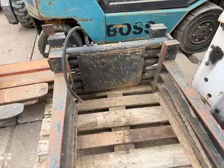 Čelisti na balíky - Forklift Attachment FEM 2A (4)