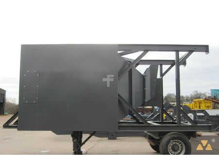 *** Otros *** 2015  Delta Mobile surge hopper (1)