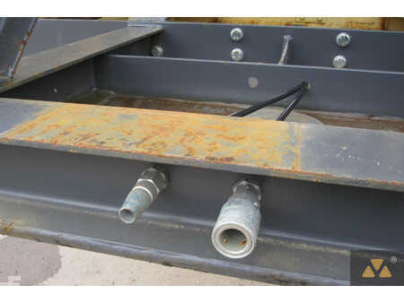 *** Otros *** 2015  Delta Mobile surge hopper (11)