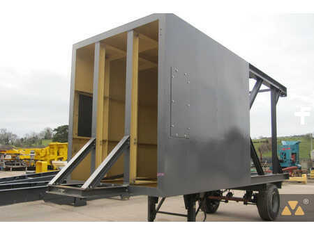 *** Otros *** 2015  Delta Mobile surge hopper (4)