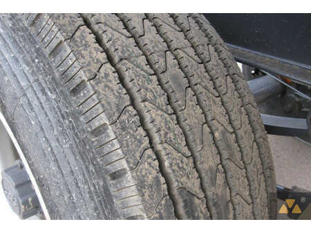 *** Otros *** 2015  Delta Mobile surge hopper (6)