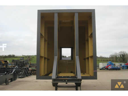 *** Otros *** 2015  Delta Mobile surge hopper (8)