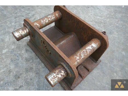 *** muut välineet *** - R and M Adapter plate (9)