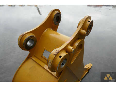 Caterpillar Bucket
