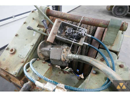 *** other devices *** - Hyster D7K (11)
