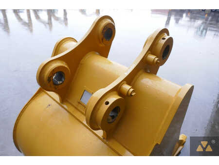 *** other devices ***  Caterpillar 320 Bucket (10)