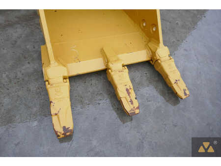 *** other devices ***  Caterpillar 315 Bucket (7)