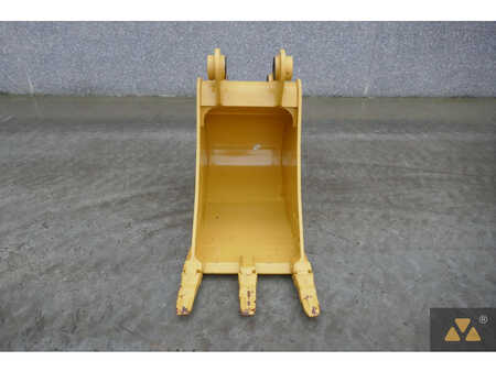 *** other devices ***  Caterpillar 315 Bucket (8)