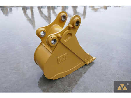 *** other devices ***  Caterpillar 313 Bucket (5)