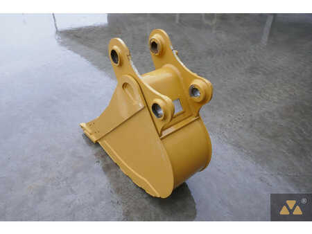 *** other devices ***  Caterpillar 313 Bucket (6)