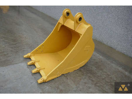 *** other devices ***  Caterpillar 320 Bucket (3)