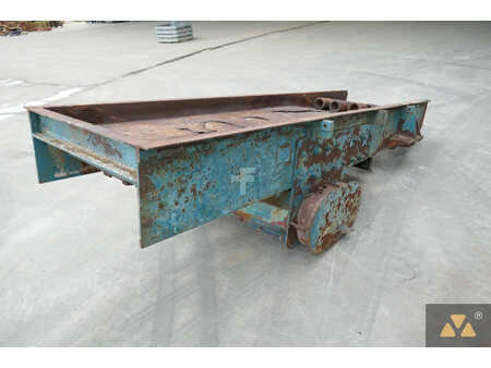 *** Ostatní *** 1999  KUE-KEN Feeder (3)