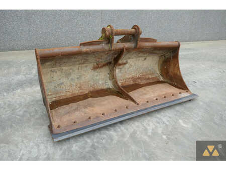 *** other devices ***  Caterpillar 336 Bucket (1)