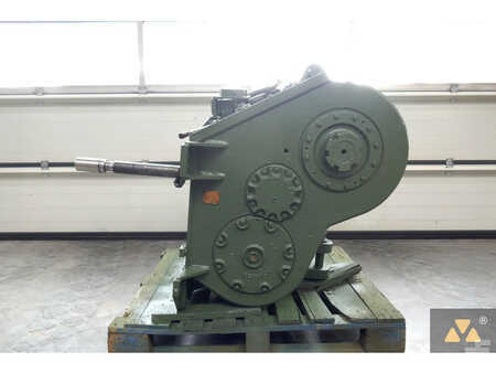 *** Otros ***  Caterpillar 57 Winch (4)