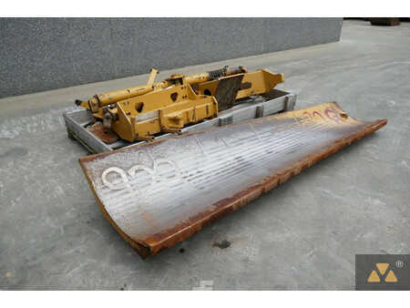 Weldco-Beales Snow wing