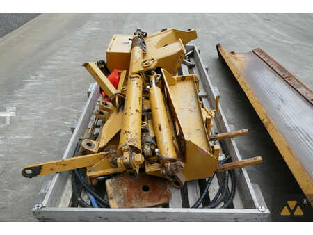 Weldco-Beales Snow wing